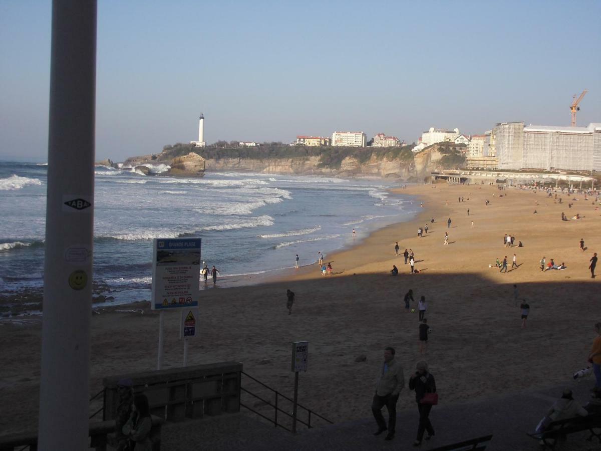 Au Balcon Fleuri Apartman Anglet Kültér fotó