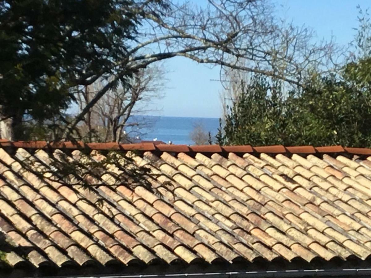 Au Balcon Fleuri Apartman Anglet Kültér fotó